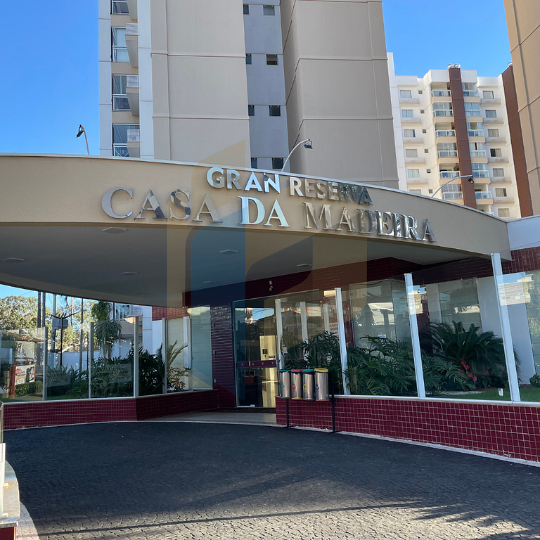 Condomínios Casa da Madeira CM-01B