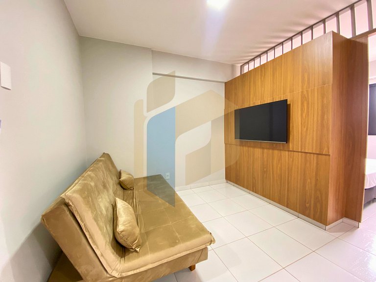 Golden Dolphin Supreme - 710