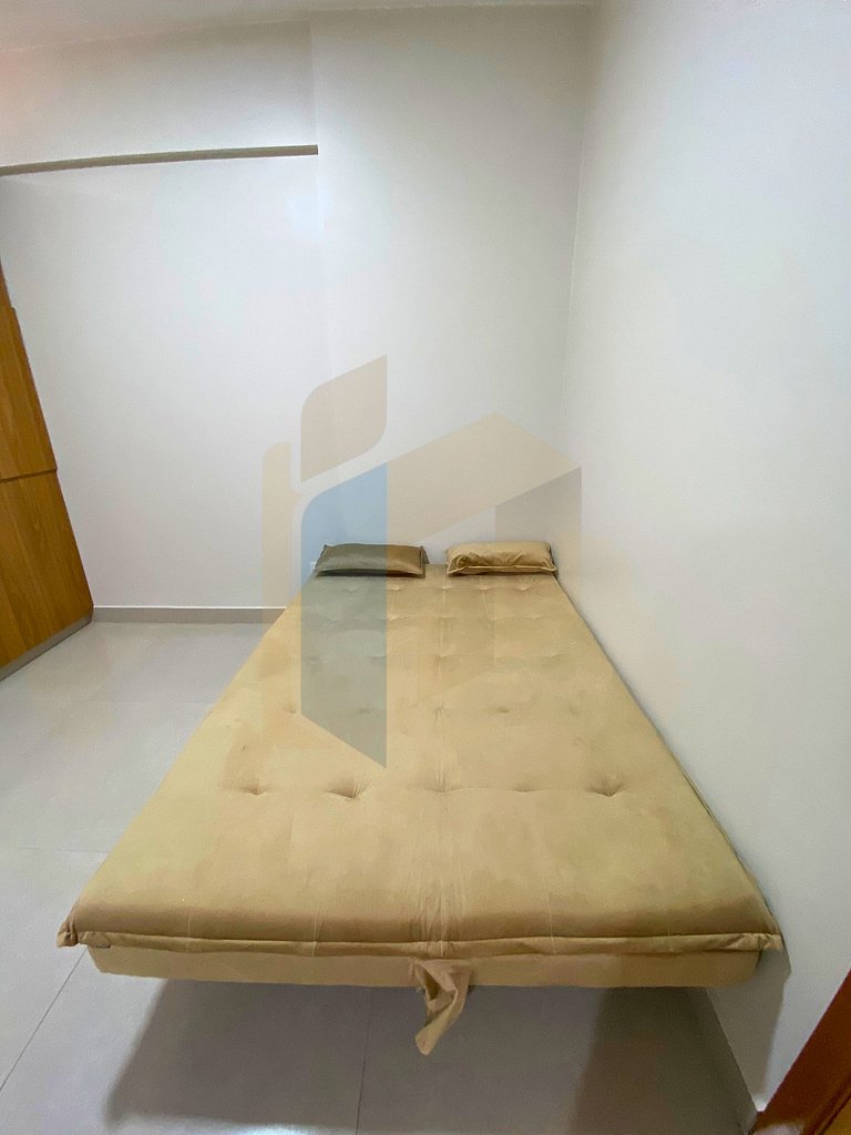 Golden Dolphin Supreme - 912