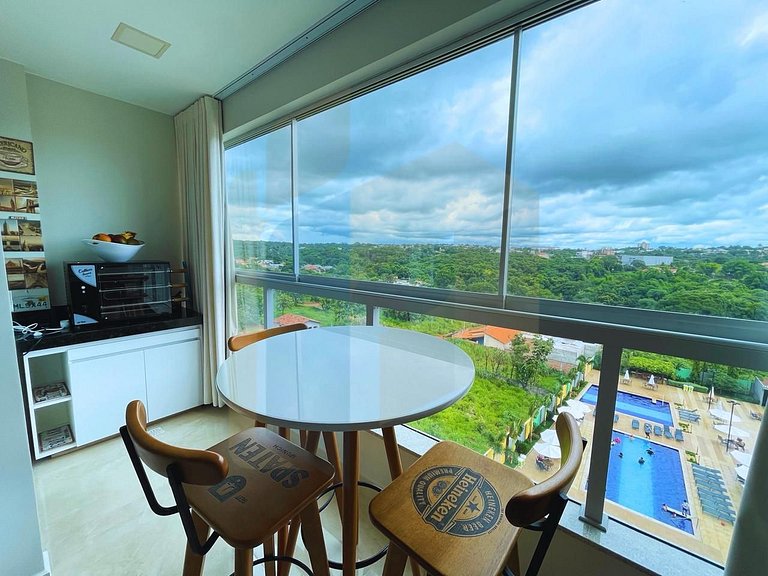 Apartamento de 2 Quartos mobiliado - Caldas Novas