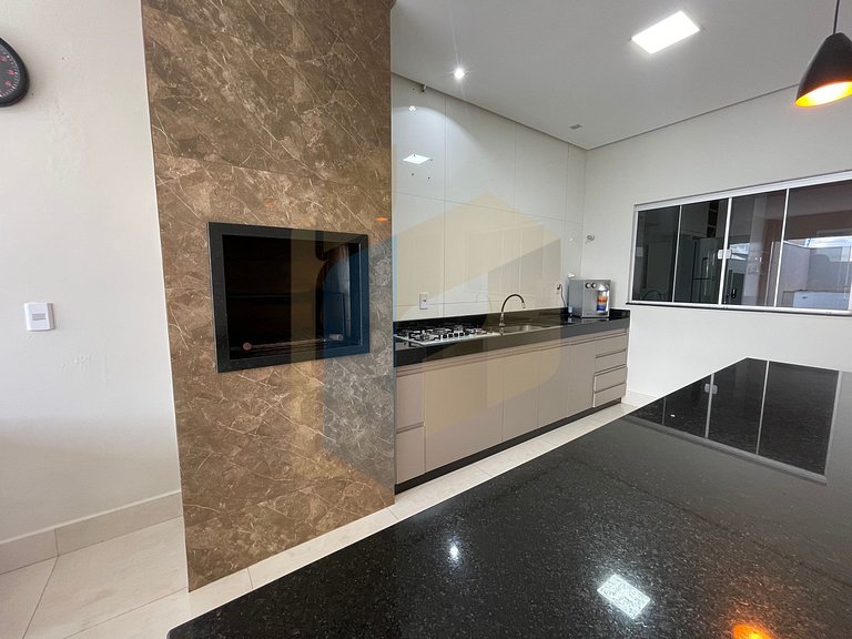 Casa para 12 pessoas No Lago Sul