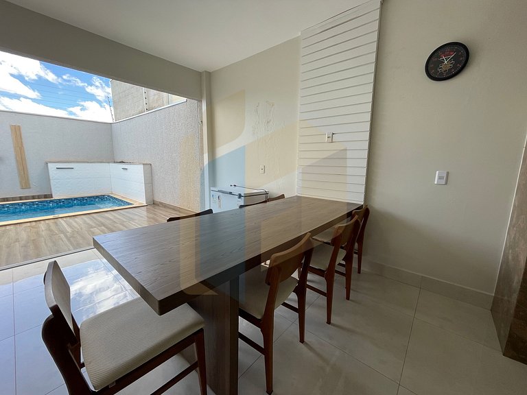 Casa para 12 pessoas No Lago Sul